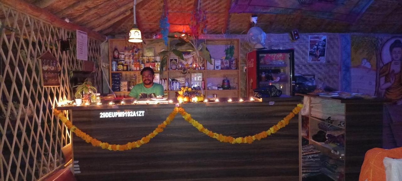 Hampi Nature Cottage Luaran gambar